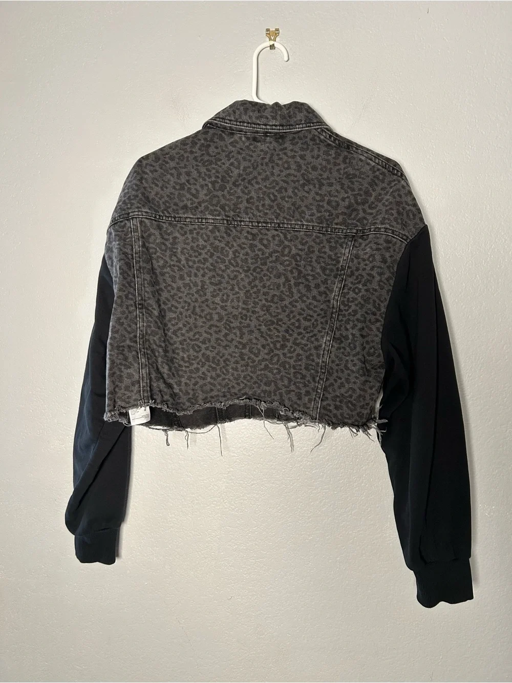 All Saints Gray Black Leopard Print Ander Cropped Denim Jacket with Knit Sleeves - Picture 9 of 10